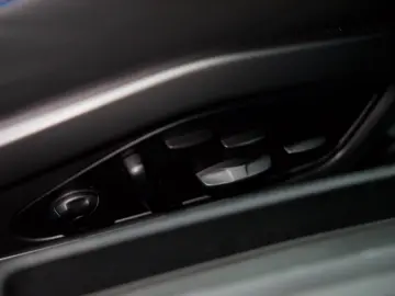 PORSCHE 911 GT3 VAT Lift PDLS  18'Seats Bose