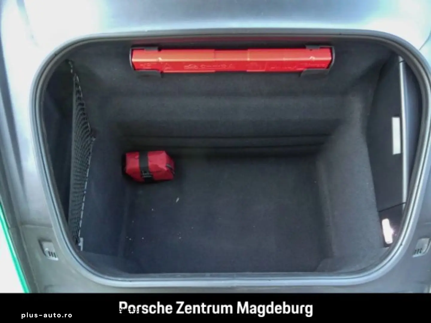 PORSCHE 992 (911) GT3 LIFT BOSE MATRIX CLUBSPORT