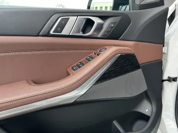 BMW X5 xDrive50e PHEV 25 7kWh Aut. M-Paket  Sitzh...