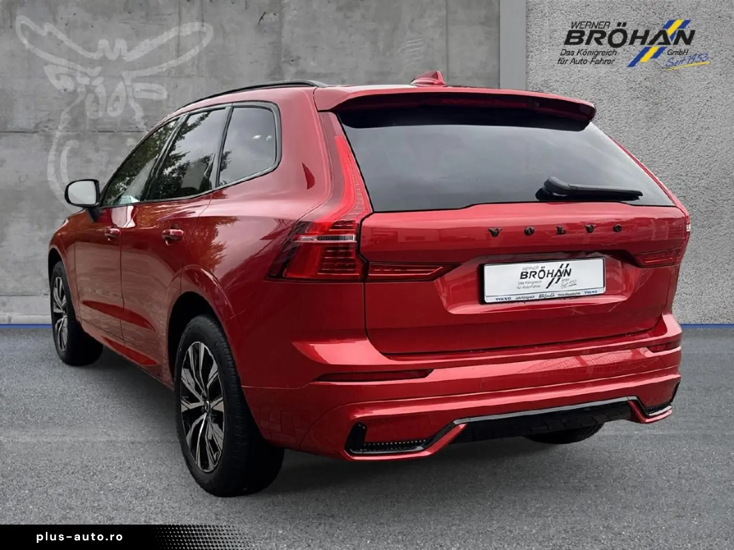 VOLVO XC60 B4 Benzin Plus Dark