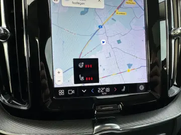 VOLVO XC60 Ultimate Dark AWD Leder HuD Pano B&W 360