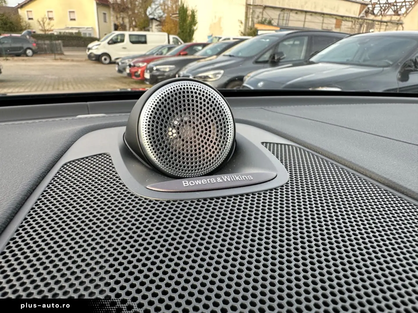 VOLVO XC60 Ultimate Dark AWD Leder HuD Pano B&W 360