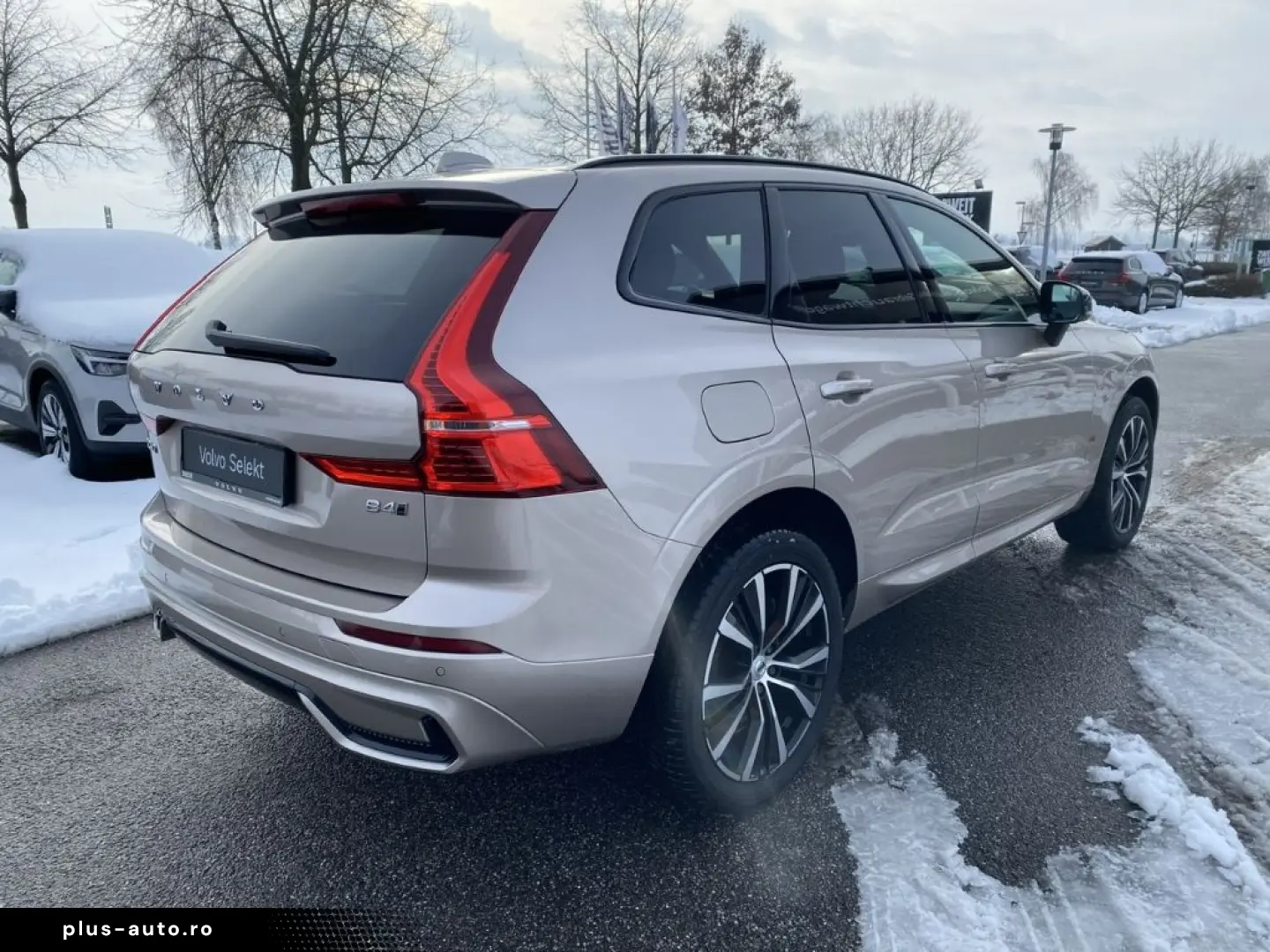 VOLVO XC60 Plus Dark AWD B4 Diesel EU6d StandHZG Leder