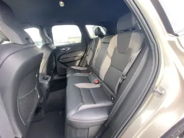 VOLVO XC60 Plus Dark AWD B4 Diesel EU6d StandHZG Leder