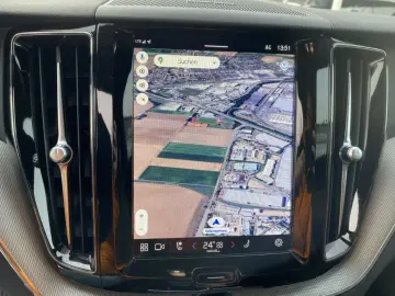 VOLVO XC60 Plus Dark AWD B4 Diesel EU6d StandHZG Leder