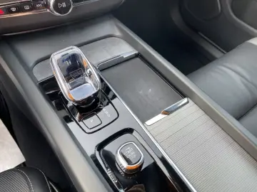 VOLVO XC60 Plus Dark AWD B4 Diesel EU6d StandHZG Leder