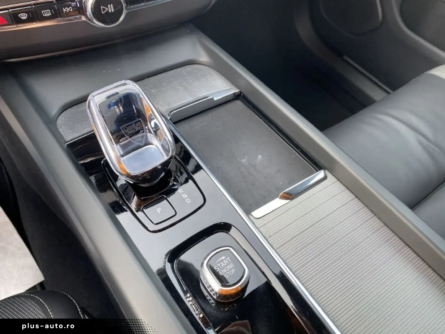 VOLVO XC60 Plus Dark AWD B4 Diesel EU6d StandHZG Leder