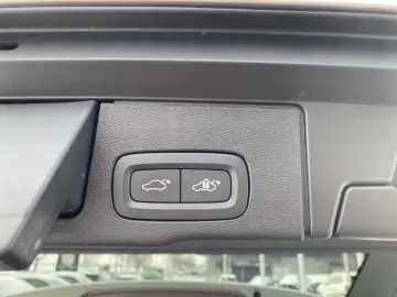 VOLVO XC60 Plus Dark AWD B4 Diesel EU6d StandHZG Leder