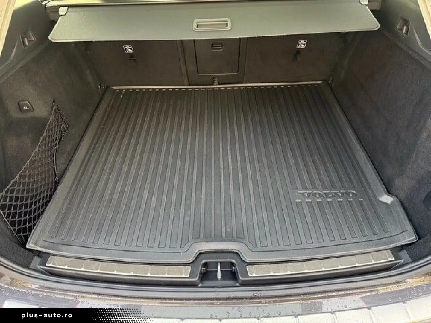 VOLVO XC60 B4 Diesel Ultimate Bright AWD