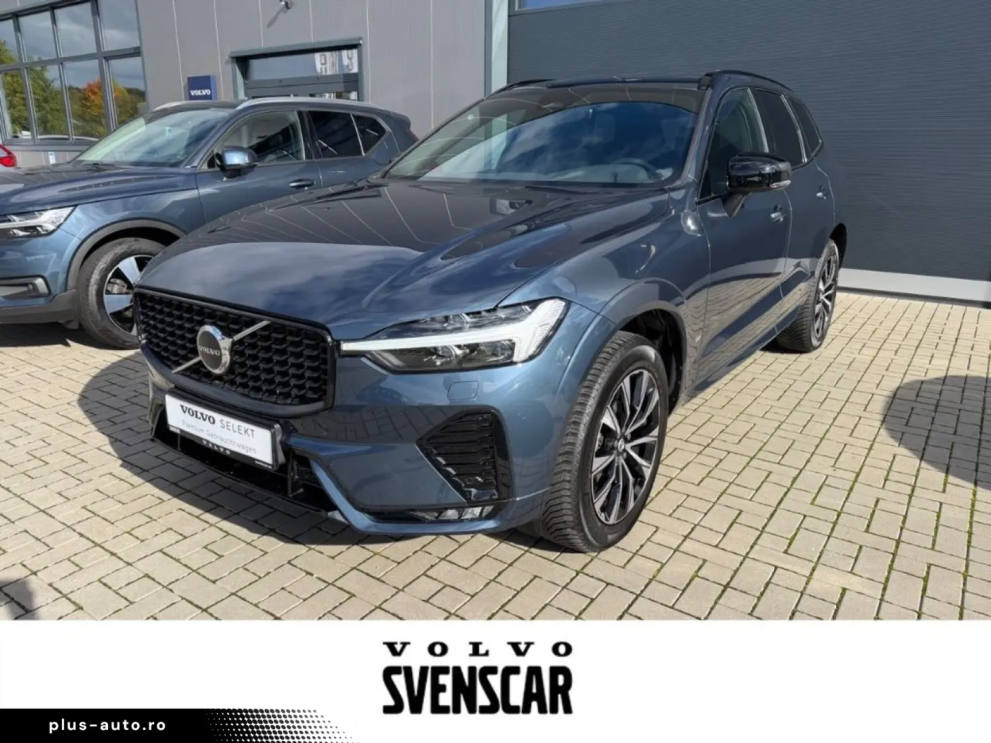 VOLVO XC60 Plus Dark AHK Leder Digitales Cockpit Memor