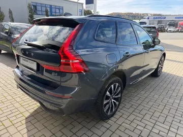 VOLVO XC60 Plus Dark AHK Leder Digitales Cockpit Memor