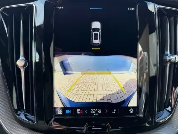 VOLVO XC60 Plus Dark AHK Leder Digitales Cockpit Memor