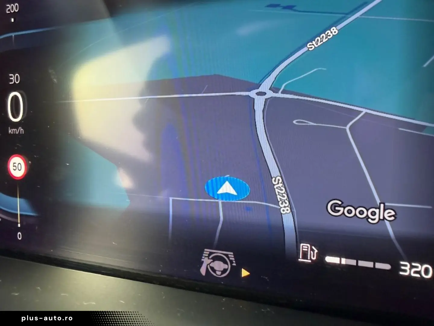 VOLVO XC60 Plus Dark AHK Leder Digitales Cockpit Memor