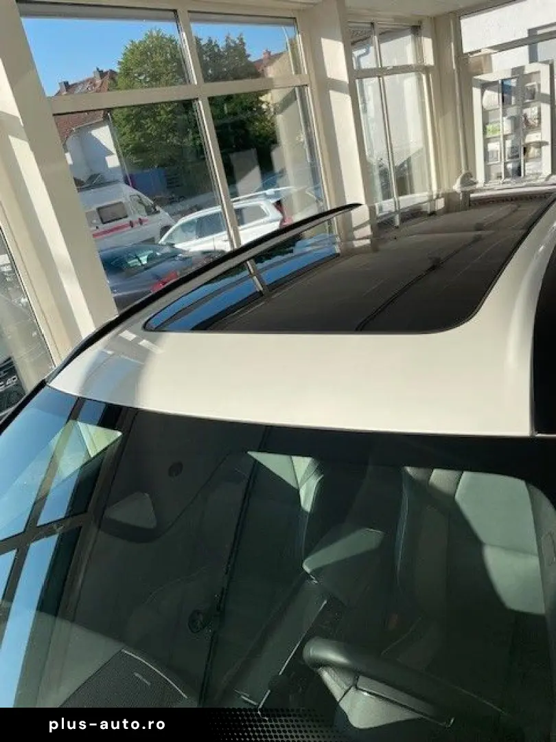 VOLVO XC 60 XC60 R Design Recharge Plug-In Hybrid AWD