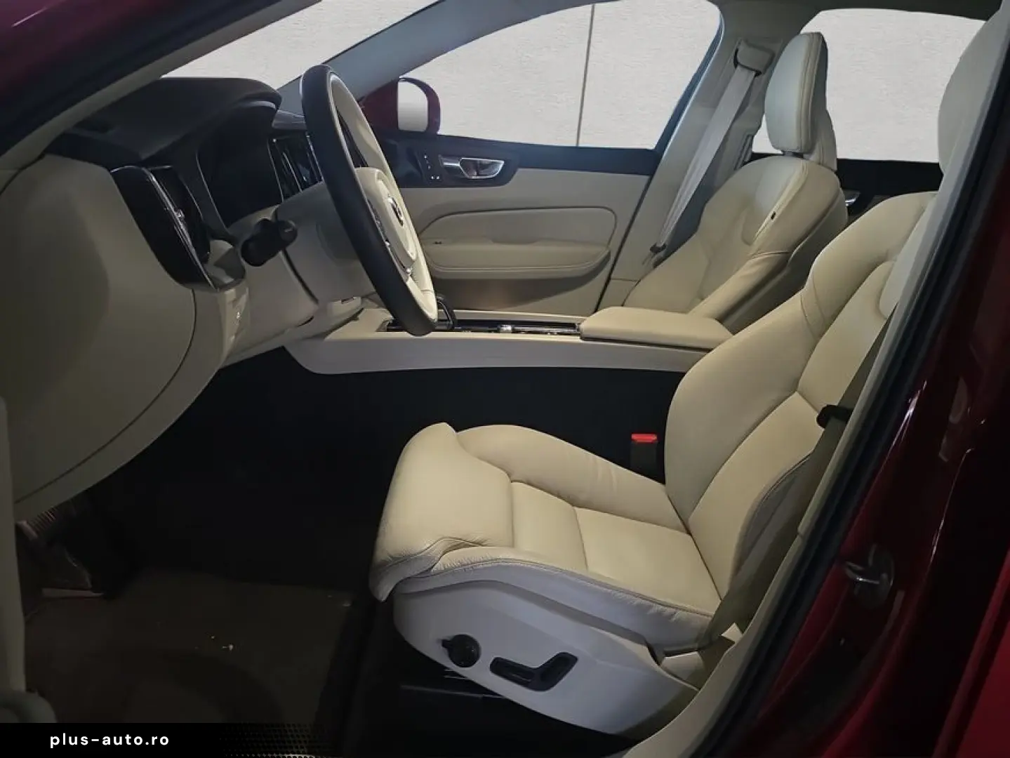 VOLVO XC60 B5 B AWD Core