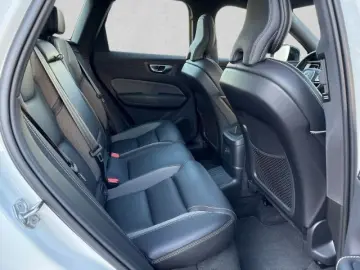 VOLVO XC60 R Design T6 21''LM AHK ACC Goog&hellip;