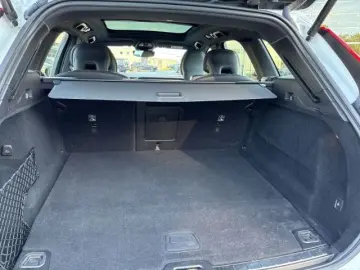 VOLVO XC60 R Design T6 21''LM AHK ACC Goog&hellip;