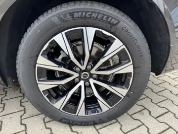 VOLVO XC60 B4 D AWD Plus Dark