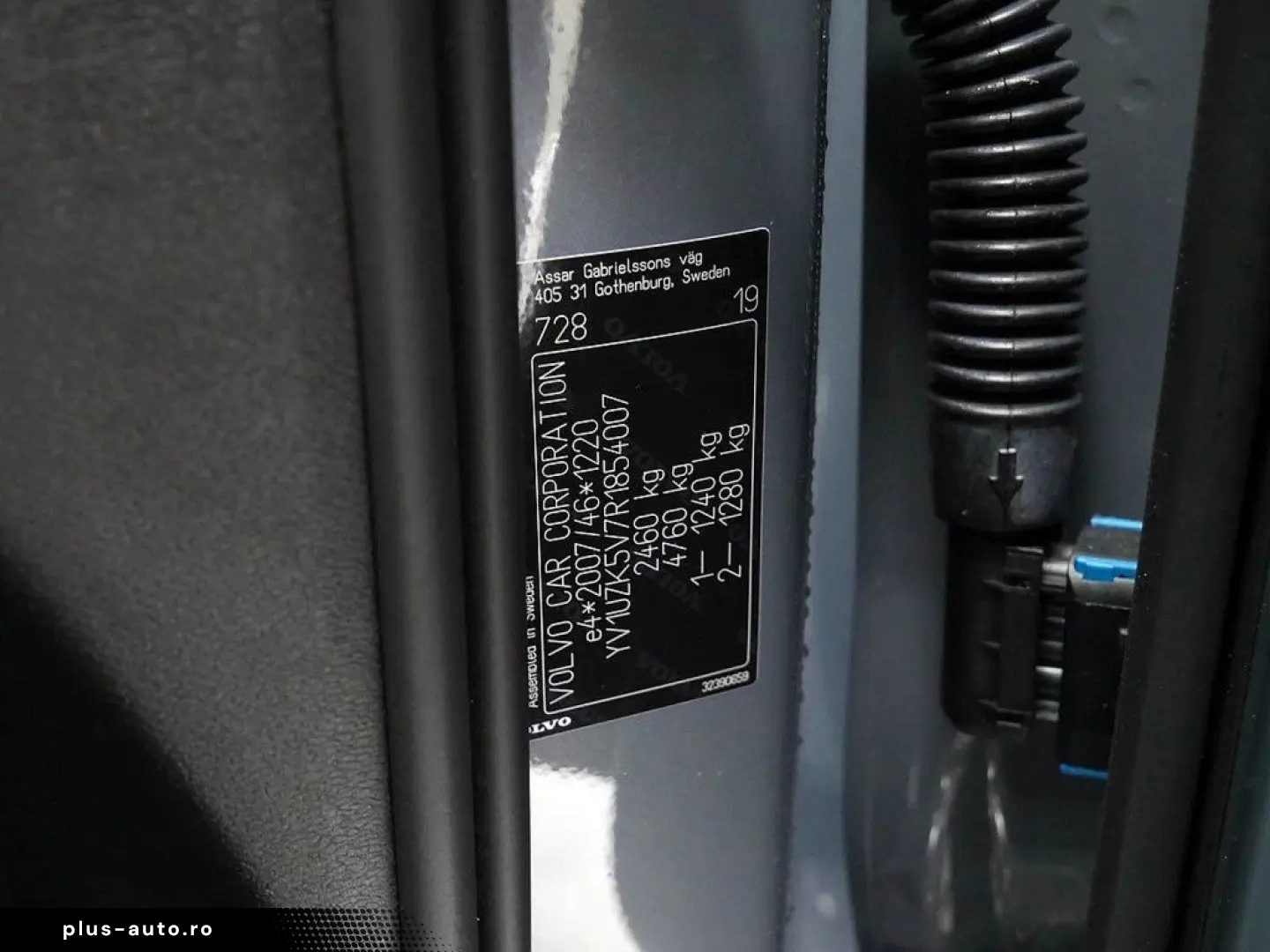 VOLVO XC60 B4 Plus Dark H K HGSD FACEL. STANDHZ LED