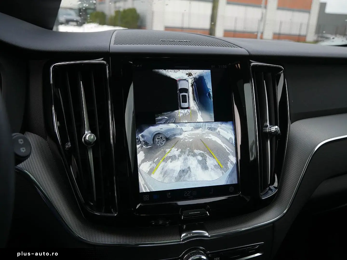 VOLVO XC60 B4 Plus Dark H K HGSD FACEL. STANDHZ LED