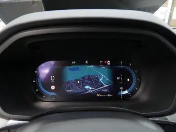 VOLVO XC60 B4 Plus Dark H K HGSD FACEL. STANDHZ LED