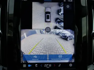 VOLVO XC60 Plus Dark B5 AWD Mild-Hybrid  360 Cam Pano.