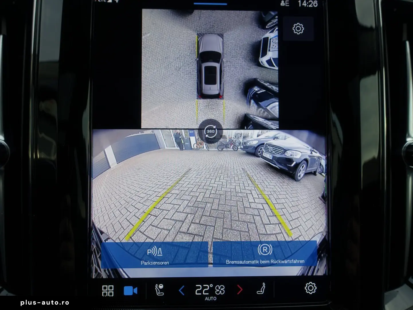 VOLVO XC60 Plus Dark B5 AWD Mild-Hybrid  360 Cam Pano.