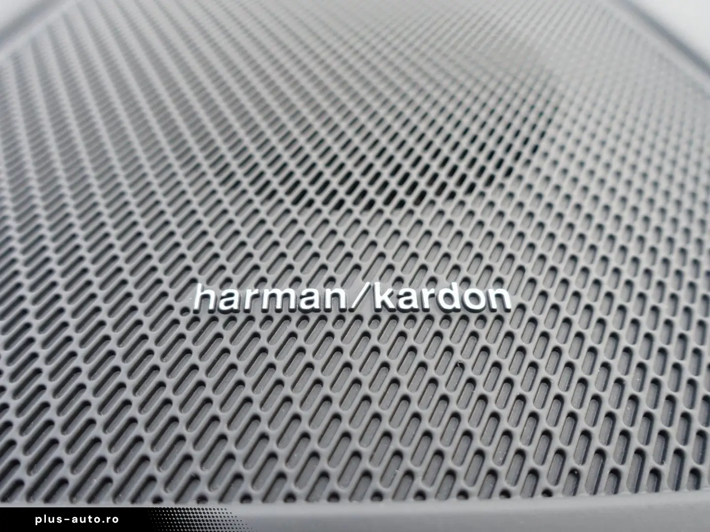 VOLVO XC60 Plus Dark B5 AWD Mild-Hybrid  360 Cam Pano.