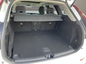 VOLVO XC60 B5 AWD Ultimate Dark AHK LED NAVI 20LM HuD