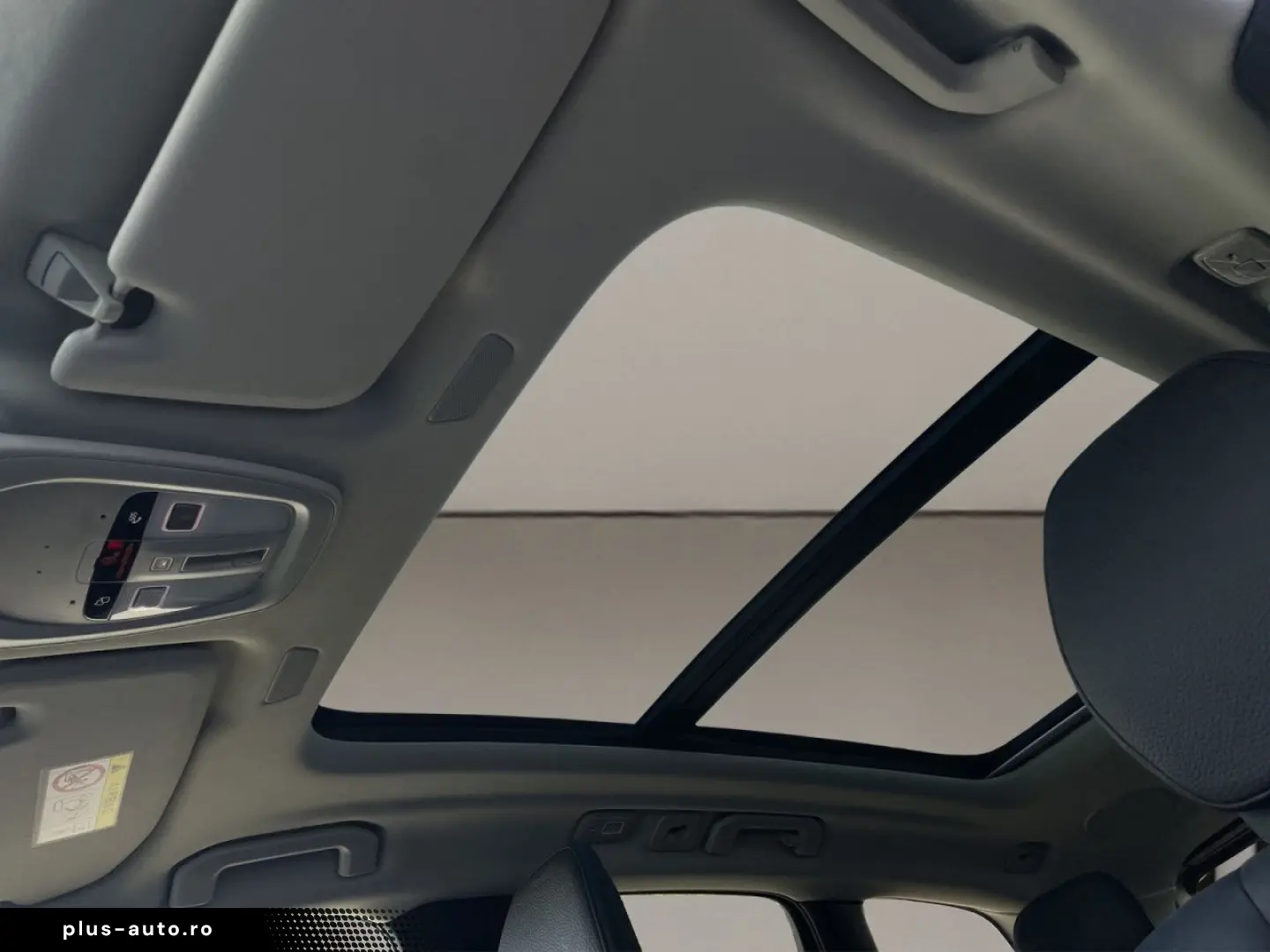 VOLVO XC60 B5 AWD Ultimate Dark AHK LED NAVI 20LM HuD