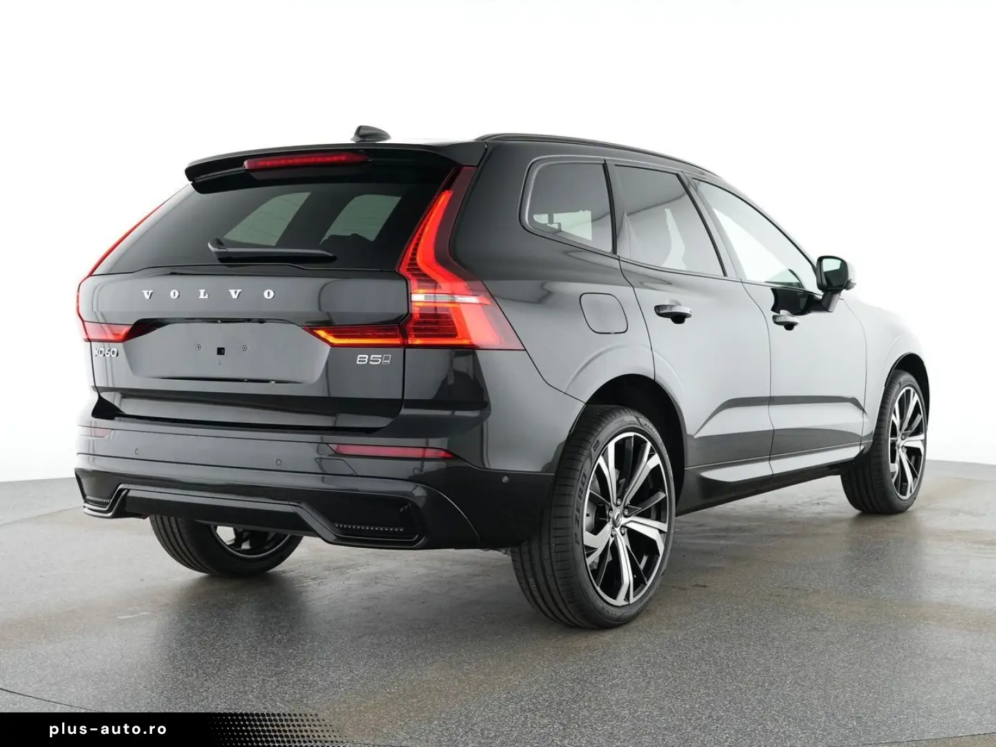 VOLVO XC60 B5 AWD Plus Dark HEAD UP FLED 21  HK