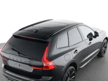 VOLVO XC60 B5 Plus Black Edition AWD PANOSD 360 MATRIX