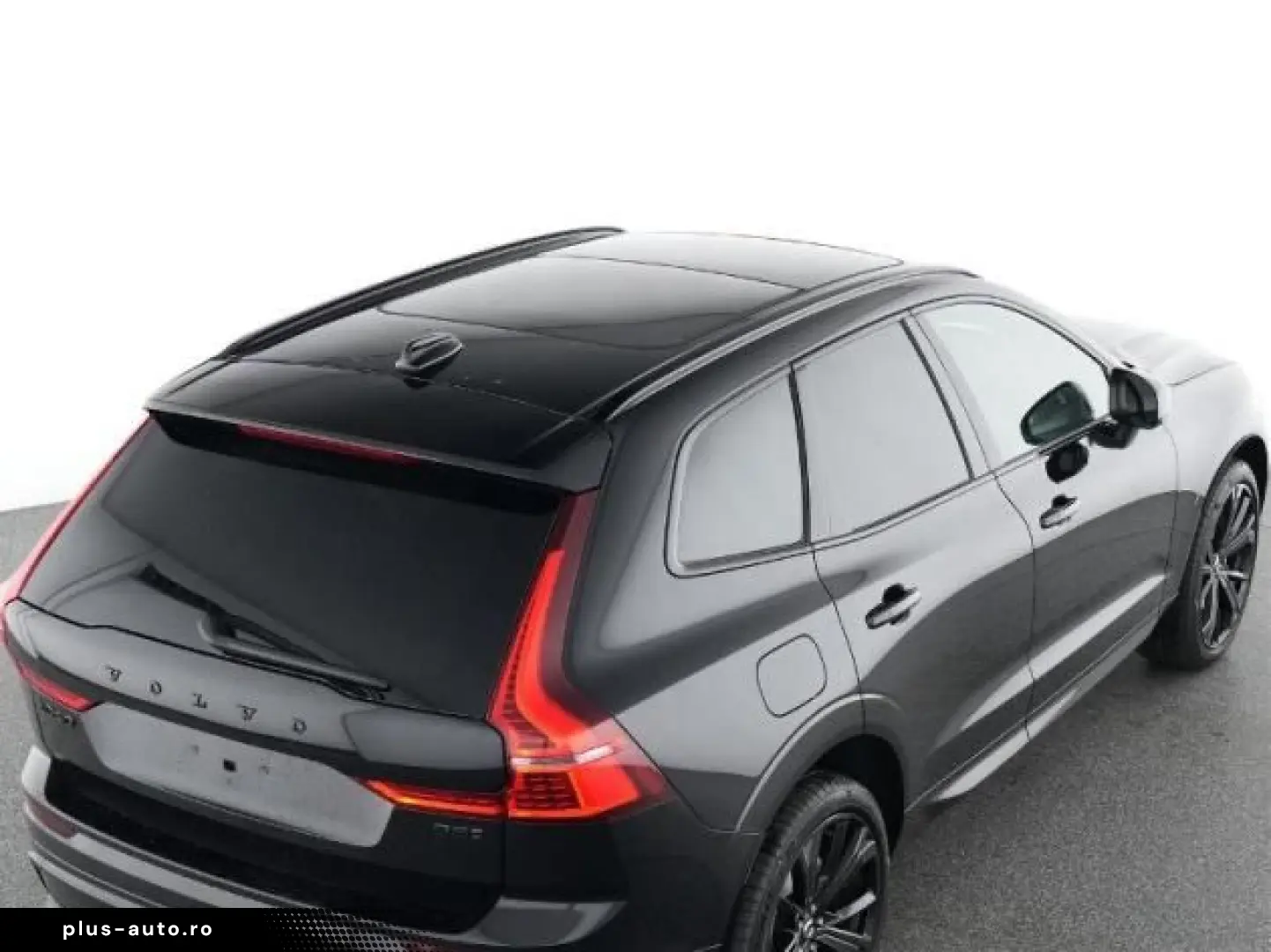 VOLVO XC60 B5 Plus Black Edition AWD PANOSD 360 MATRIX