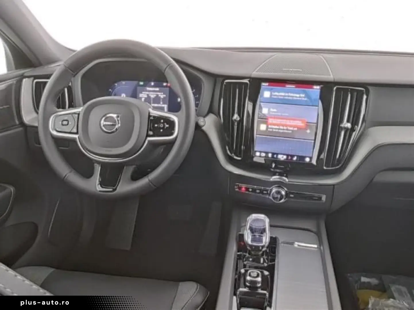 VOLVO XC60 B5 Plus Black Edition AWD PANOSD 360 MATRIX