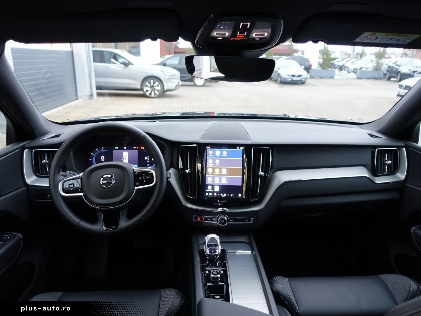 VOLVO XC60 Black Edition Plus B5 AWD Mild-Hybrid H&K