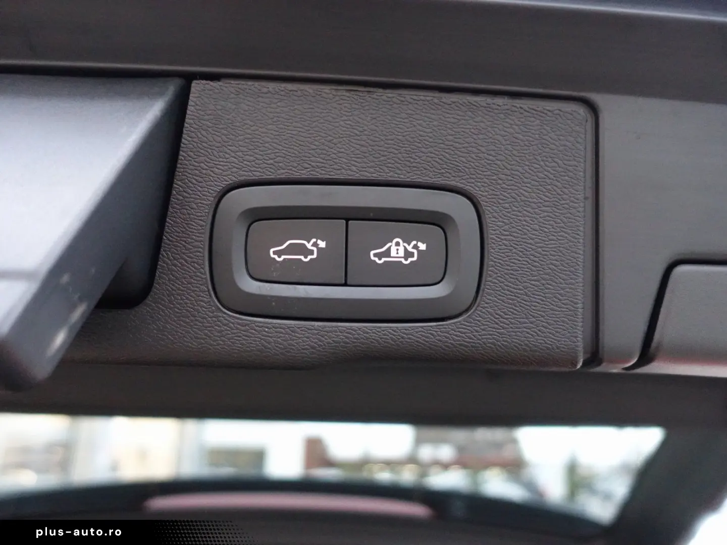 VOLVO XC60 Black Edition Plus B5 AWD Mild-Hybrid H&K