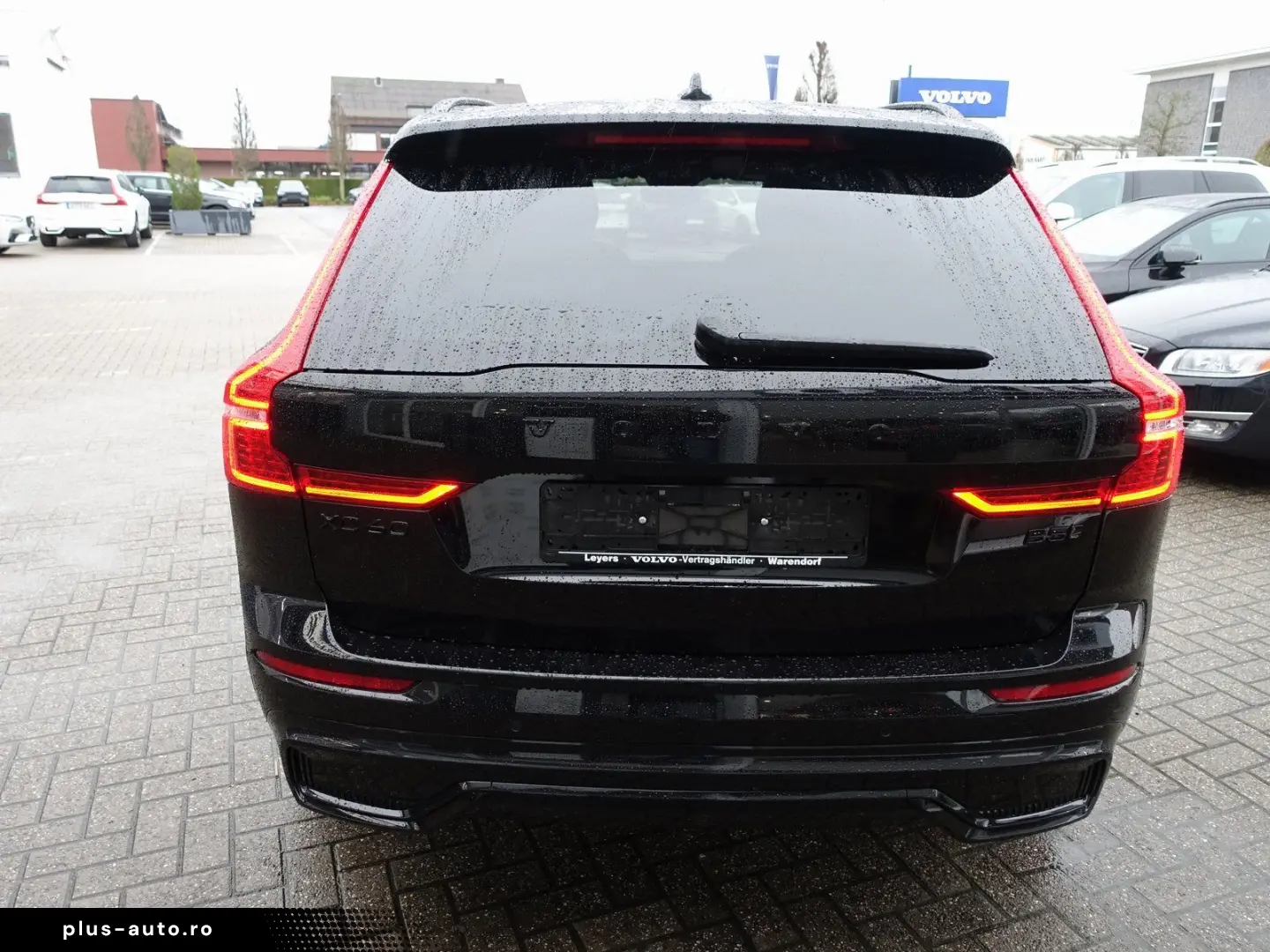VOLVO XC60 Black Edition Plus B5 AWD 360  Pano HeadUP