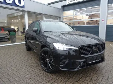 VOLVO XC60 Black Edition Plus B5 AWD 360  Pano HeadUP
