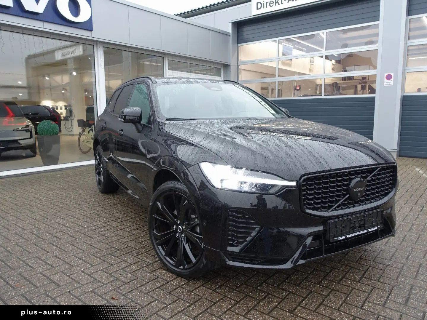 VOLVO XC60 Black Edition Plus B5 AWD 360  Pano HeadUP