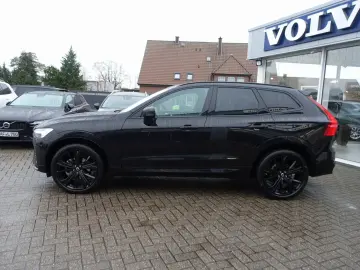 VOLVO XC60 Black Edition Plus B5 AWD 360  Pano HeadUP