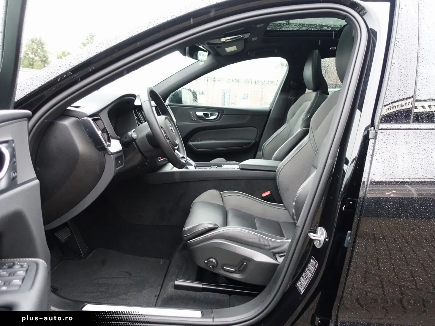 VOLVO XC60 Black Edition Plus B5 AWD 360  Pano HeadUP