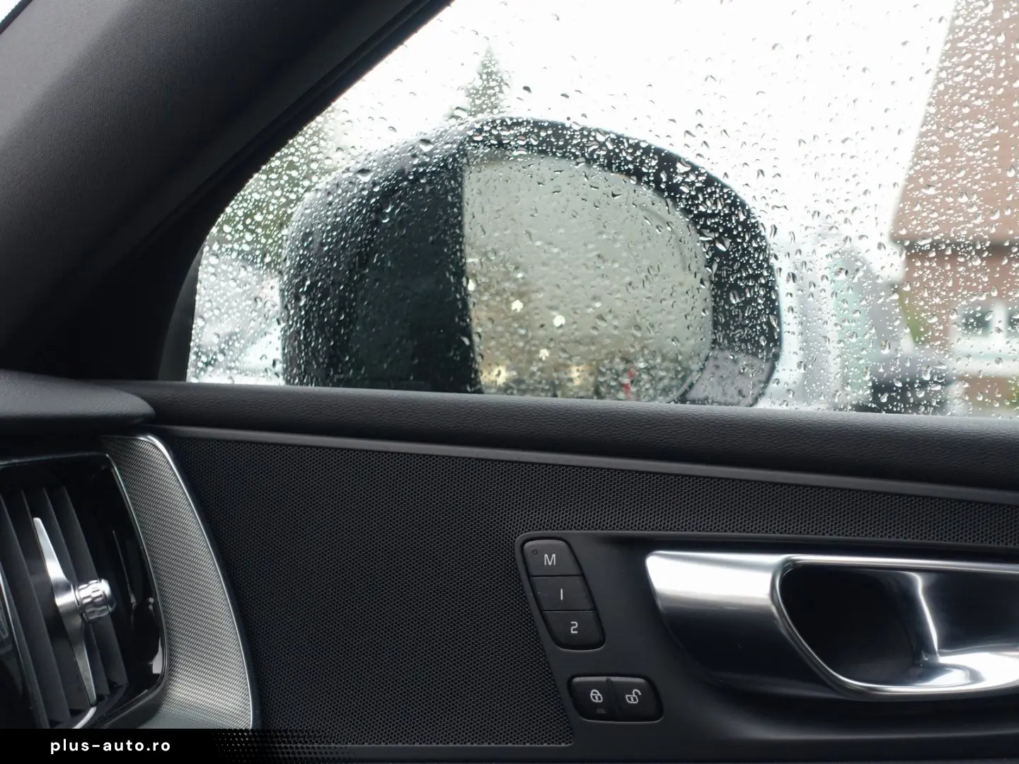 VOLVO XC60 Black Edition Plus B5 AWD 360  Pano HeadUP