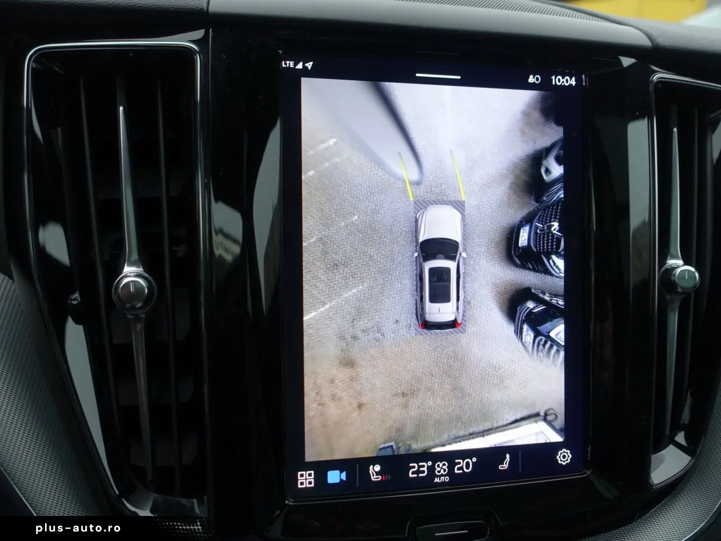 VOLVO XC60 Black Edition Plus B5 AWD 360  Pano HeadUP