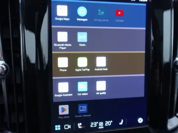 VOLVO XC60 Black Edition Plus B5 AWD 360  Pano HeadUP