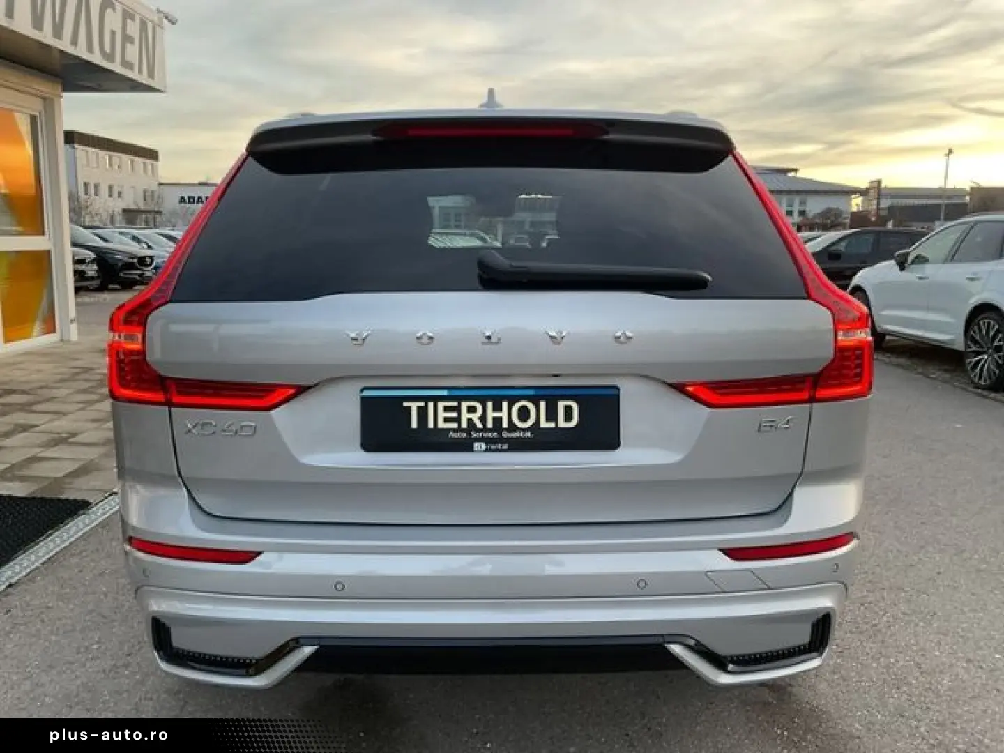 VOLVO XC60 B4 Plus Dark 2WD ACC 360  HK 21  Google