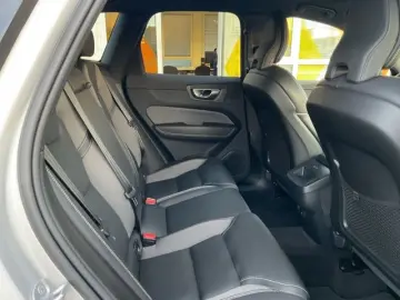 VOLVO XC60 B4 Plus Dark 2WD ACC 360  HK 21  Google