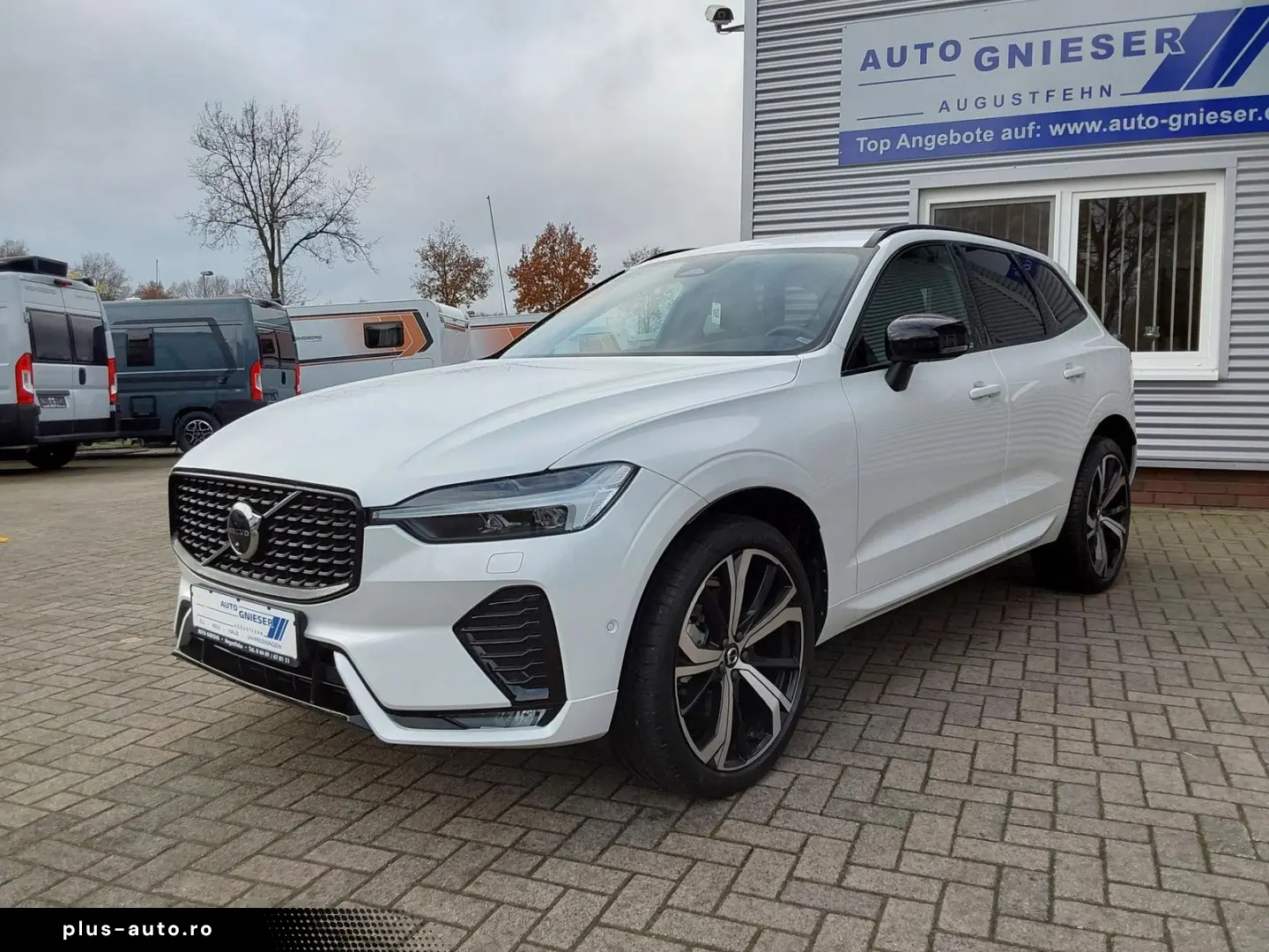 VOLVO XC60 B4 D AWD Plus Dark ACC LED SHZ PDC NAV K...