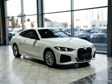 BMW M440 i xDrive Coupe
