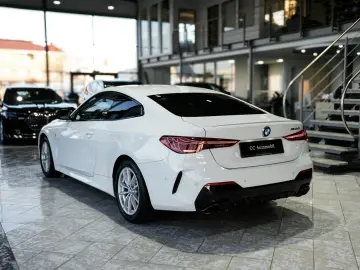 BMW M440 i xDrive Coupe
