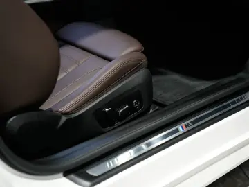 BMW M440 i xDrive Coupe